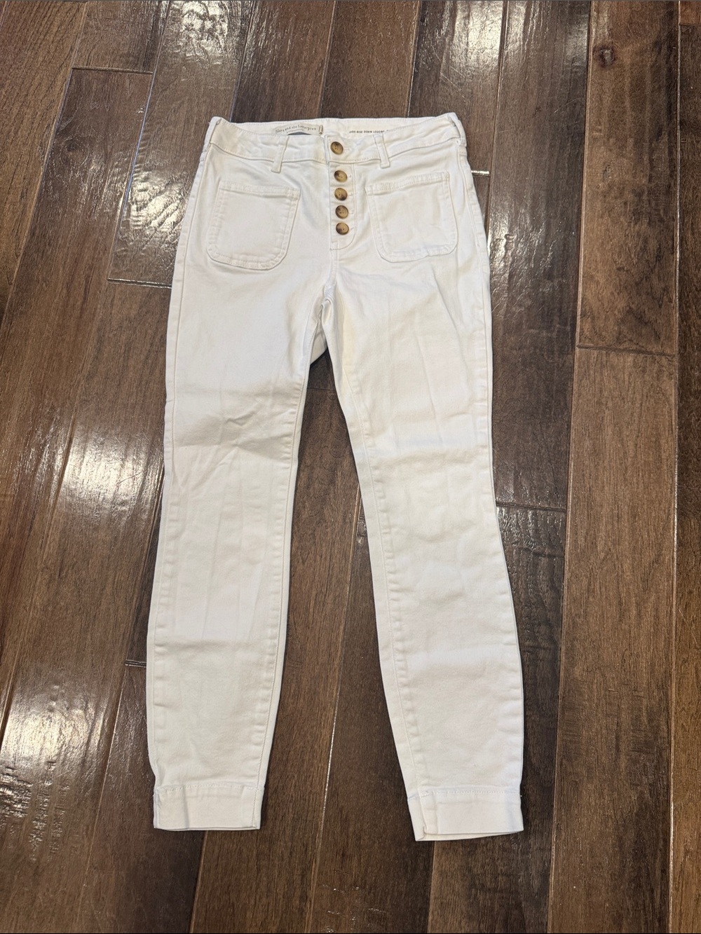 Pilcro EUC Women's High-Rise Button-Fly White Jeans